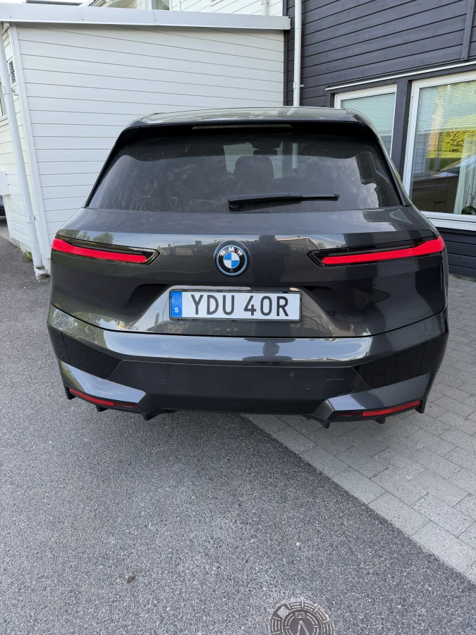 BMW iX xDrive50, 524hk, 2022